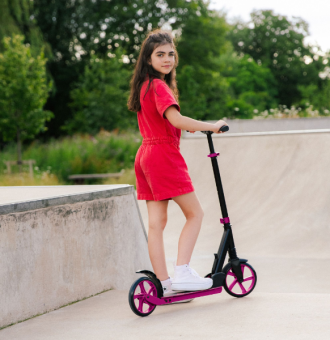Big 2 Wheel Magenta Lifestyle 2